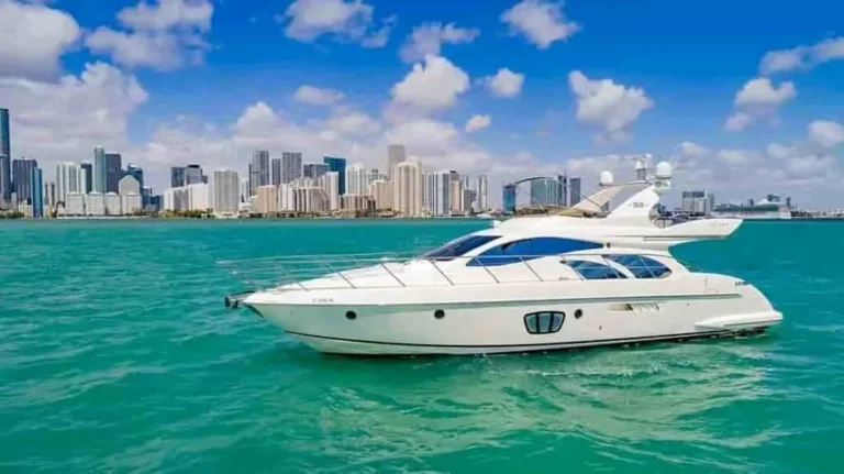 Yacht rental Miami