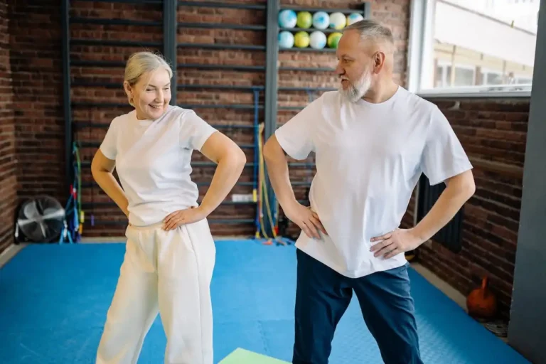 7 Essential Lifestyle Tips for Promoting Senior Health and Well-being