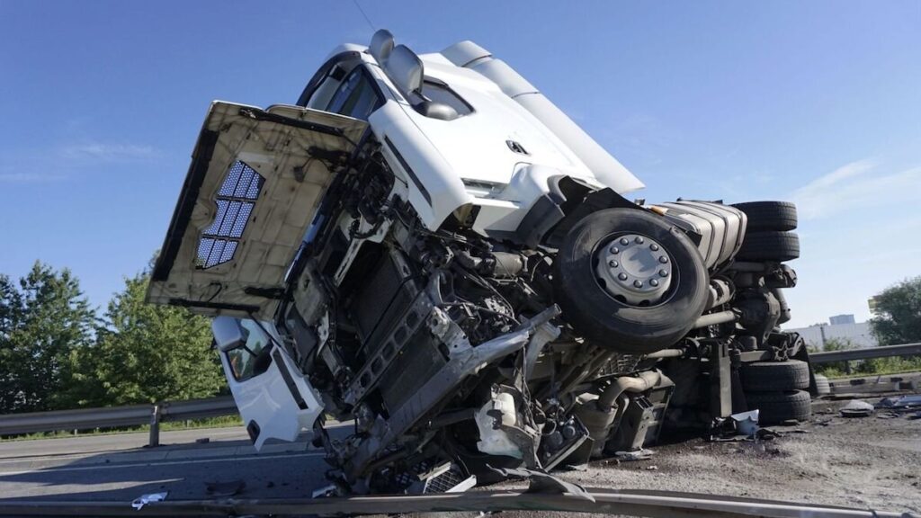 18-Wheeler Crash